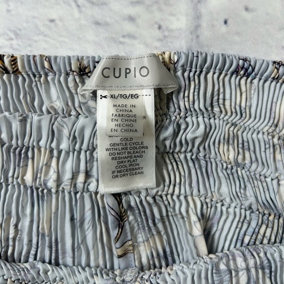 Cupio Lavender and Gold Floral Wide Leg Pants. Size XL. Scandinavian Vibes! - Picture 5 of 11